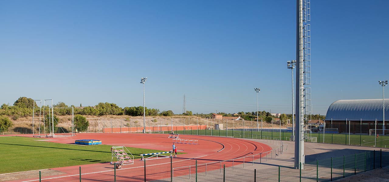 Equipaments - CEM el Fornàs - Atletisme